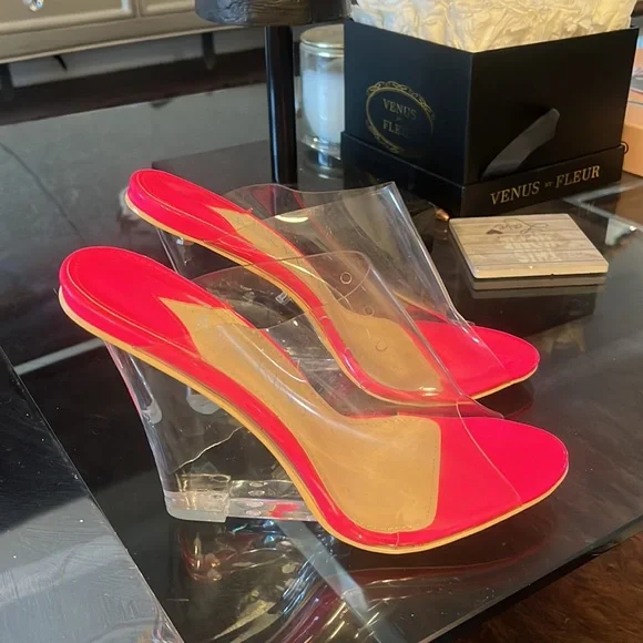 Mackin J opened toe wedge pink heels size 8 clear wedge heel . - Picture 2 of 6
